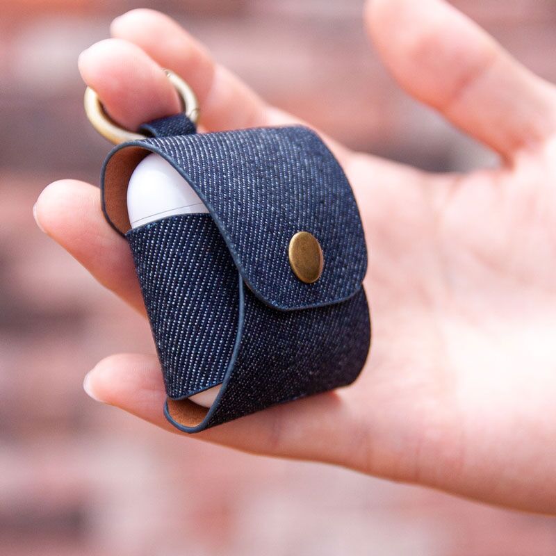 ☆See by Chloe☆ ESSENTIAL AirPodsケース DENIM♪ AirPods ケース See by Chloe(シーバイクロエ) - 海外通販のBUYMA